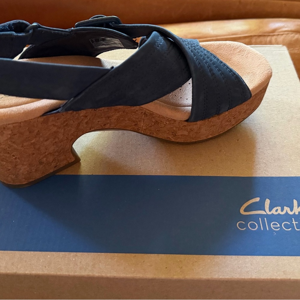Clarks Navy Cross-Strap Cork Platform Sandals size 6
